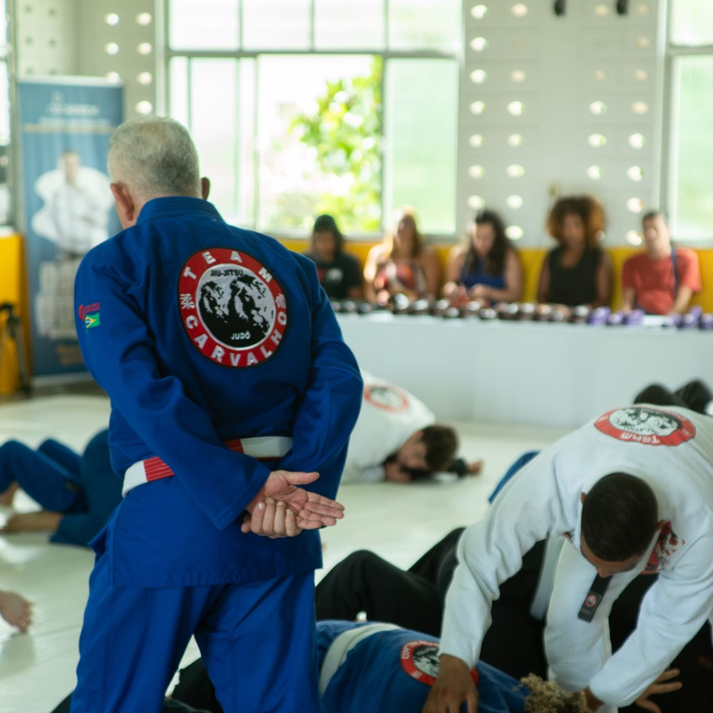 Atletas de Jiu-Jitsu Team Carvalho em competição